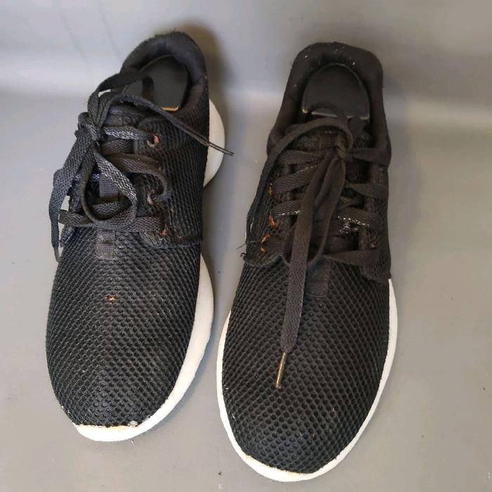 Sepatu Olahraga Running snrd sz 49/255
