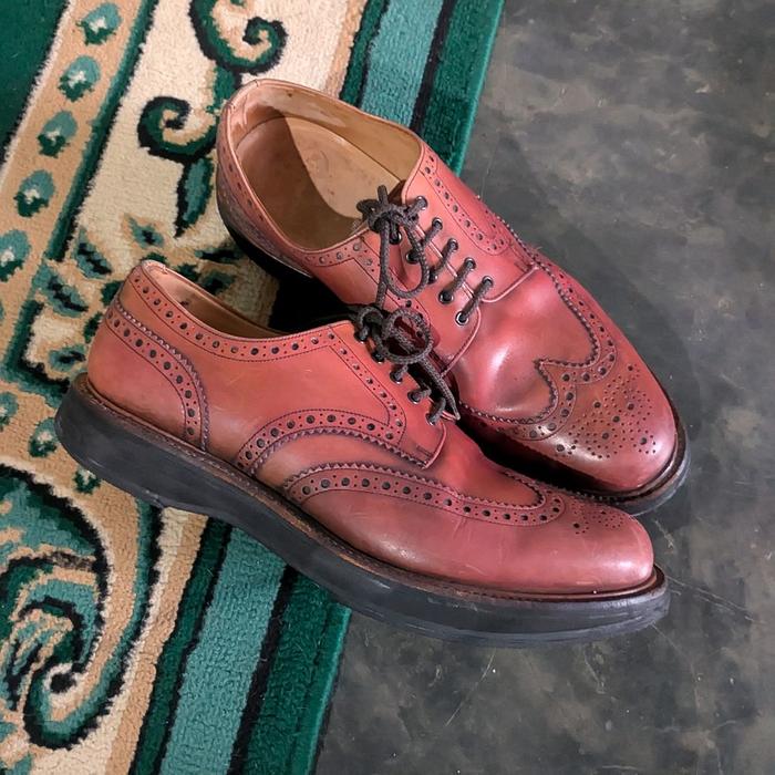Church's Oxford wingtip leather shoes