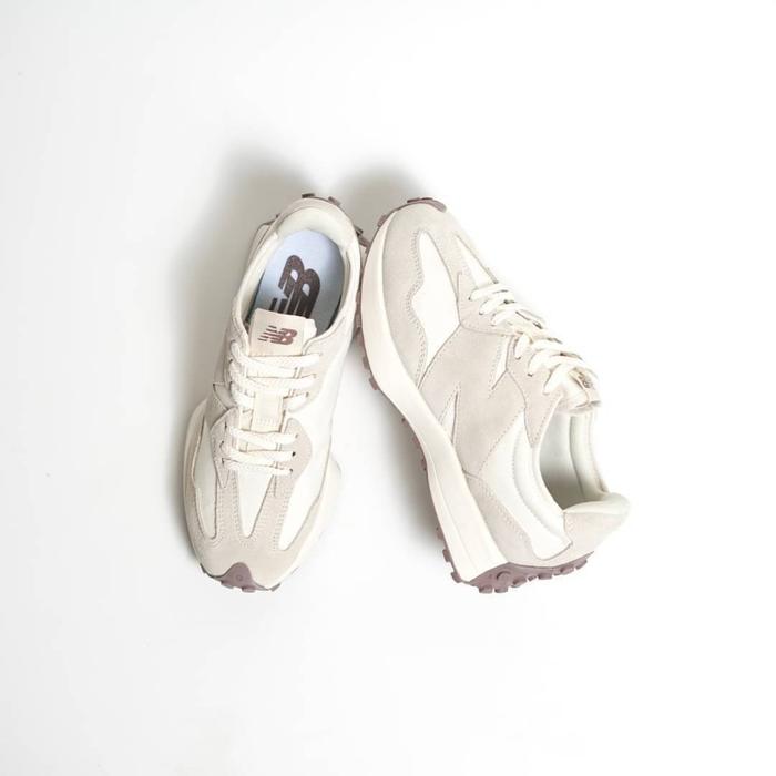 Sepatu NB327 angora white women