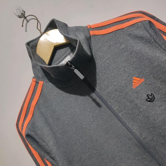 Jaket Tracktop Adidas Climalite Abu