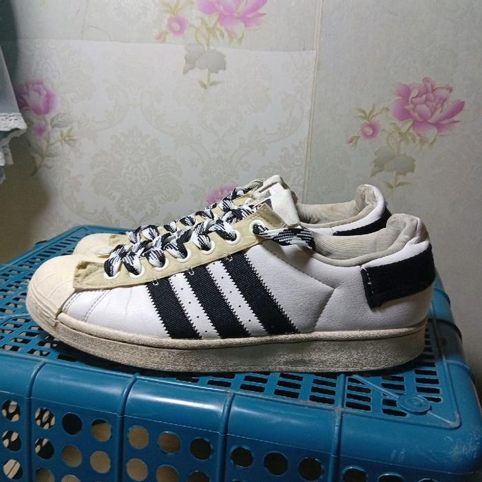 sepatu second original Adidas parley superstar size 44