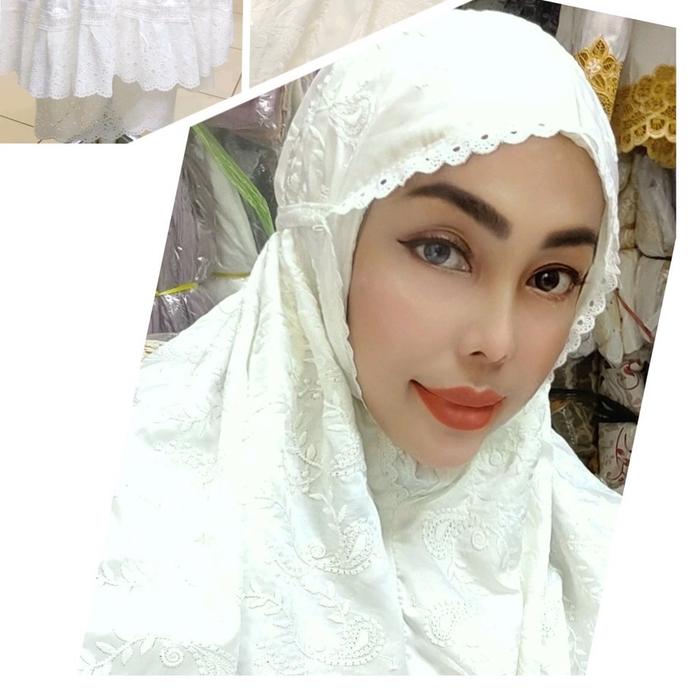 Mukena Sutra Paris Kerancang Karet Dagu Asli -   Putih Bordir Mewah