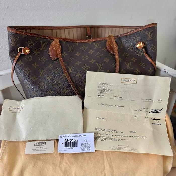 Lv neverfull mm defect preloved