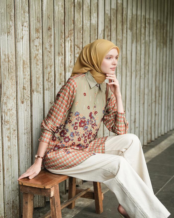 Murah Heaven Lights - Zalina Shirt - Kemeja Motif Lengan Panjang Wanita Muslim Non COD