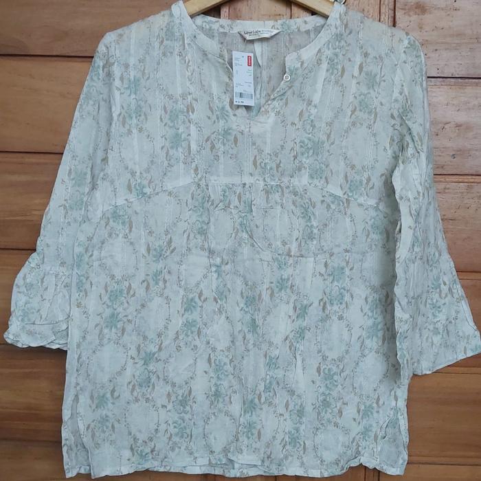blouse korea putih motif bunga