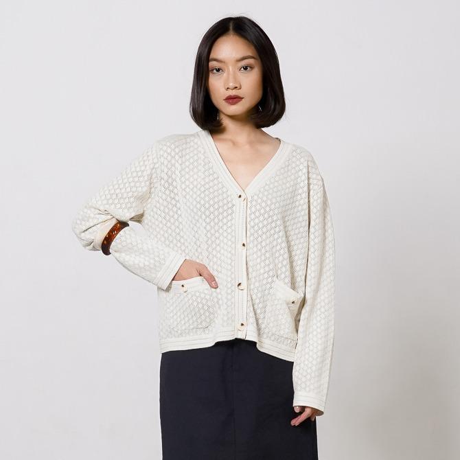 This Is April Atasan Cardigan Crop Tops Rajut Wanita Lengan Panjang Outerwear Casual Madilyn Knit To