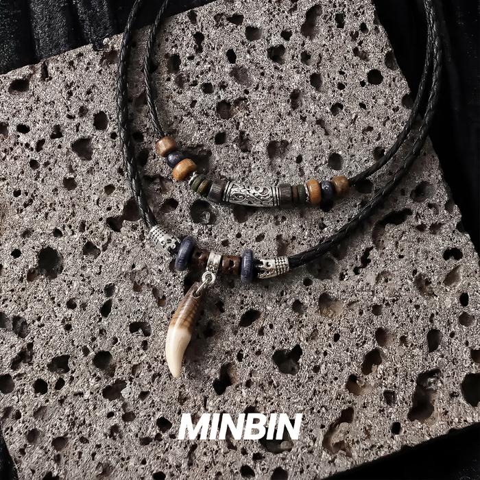 MINBIN Kalung Pria Tali Kulit Liontin Taring Retro Anti Karat Gaya Bohemian Pria