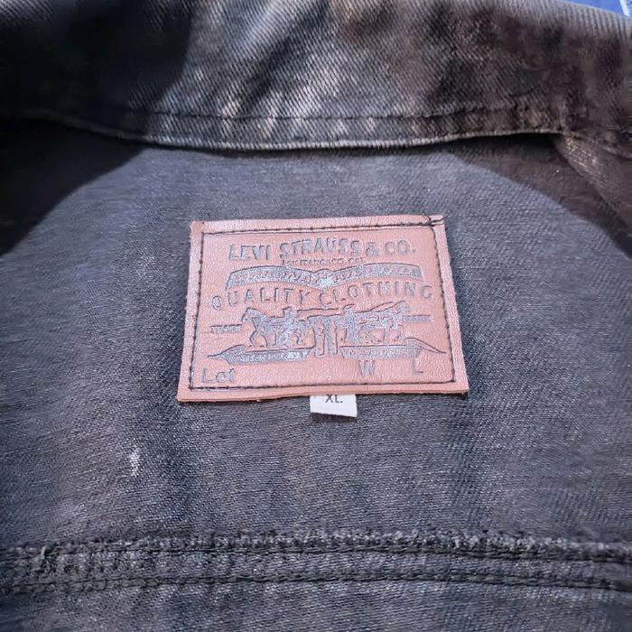 Jaket jeans pria warna hitam sandwash reject pabrik