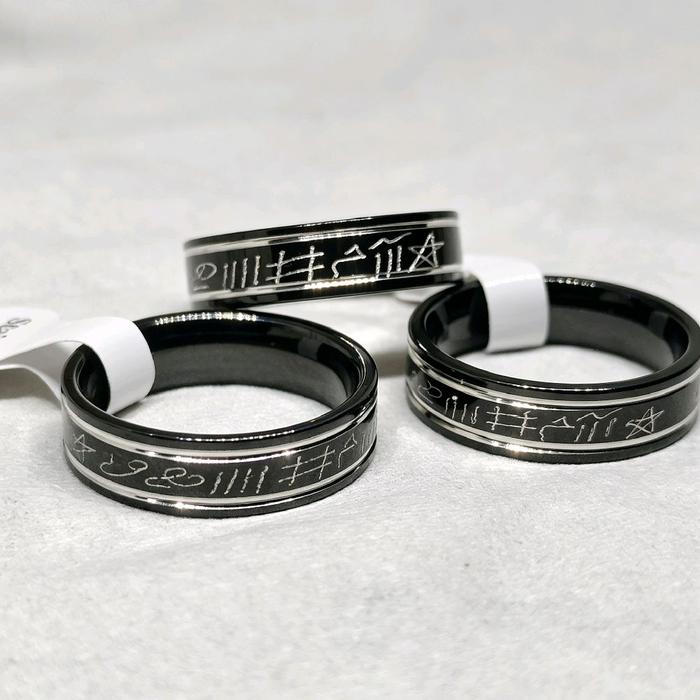 Cincin Titanium Khottam Rajah Sulaiman Skat dua hitam