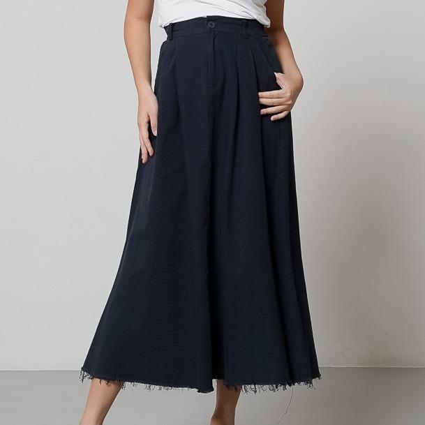SPECIAL This Is April Rok Maxi Panjang Wanita Pevita Skirt Navy, White dan Khaki