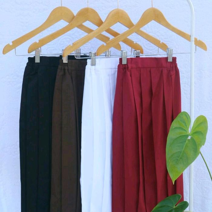 ROK SD PANJANG MUSLIM / ROK MERAH / ROK SERAGAM PUTIH / ROK SERAGAM PRAMUKA SD / ROK SD MERAH / ROK 