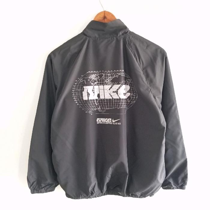 jaket parasut windbreaker vintage Nike