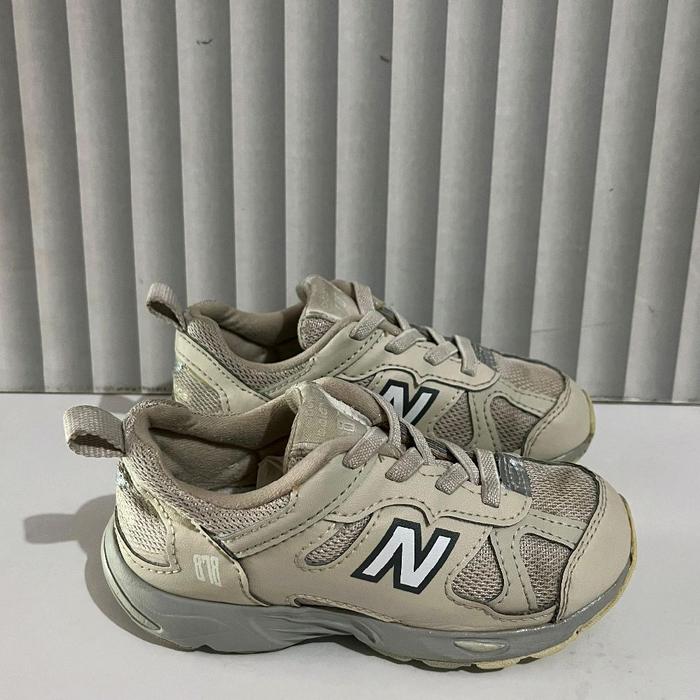 Sepatu Anak Second Original New Balance 878 Size 26/15cm