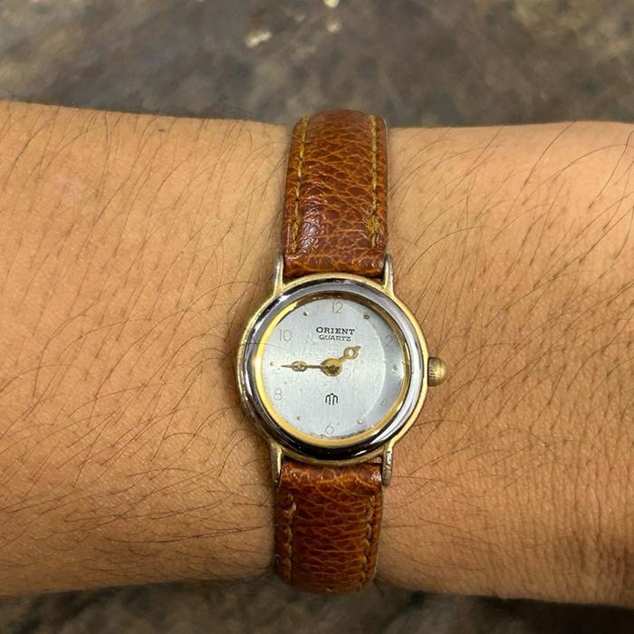 Orient Quartz Vintage Wanita/Unisex Jam tangan klasik produksi Jepang bekas second