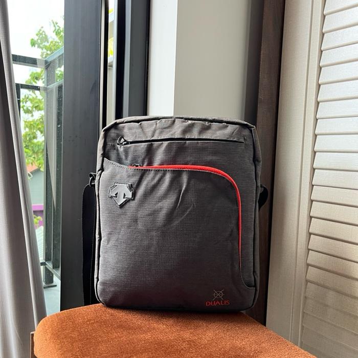 slingbag tas selempang second descente untuk sekolah olahraga kerja travelling