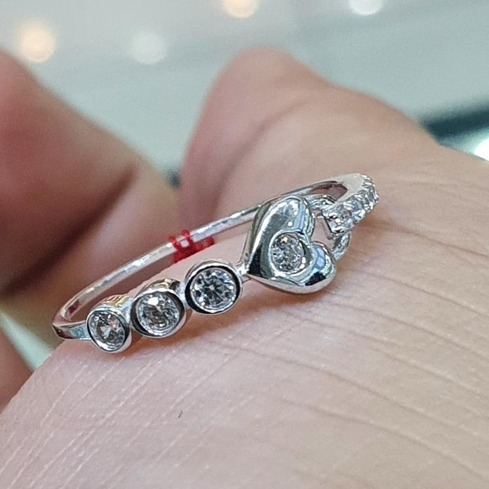 cincin simple emas putih love