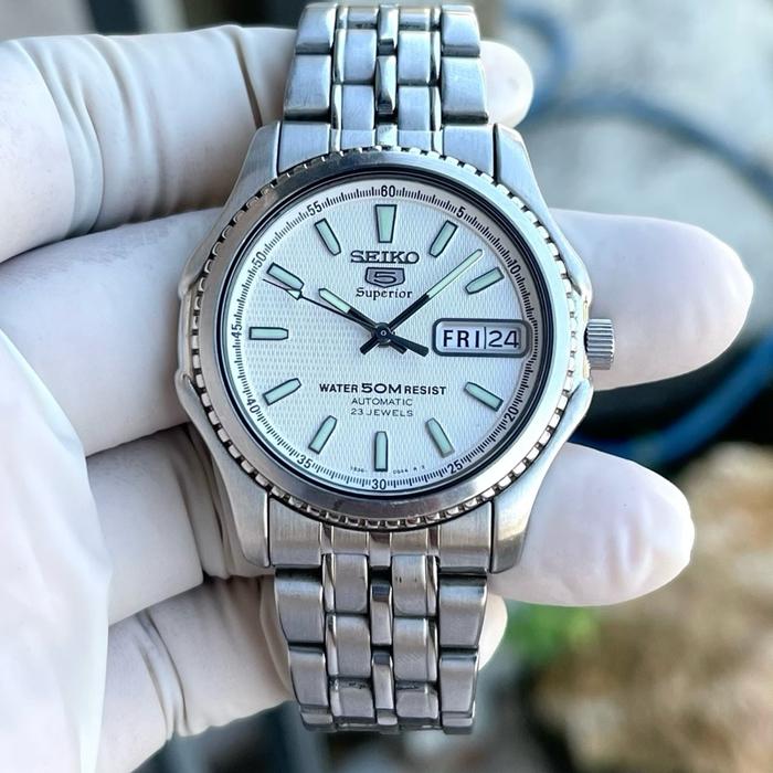 Seiko 5 Superior SKZ047 automatic textured Dial