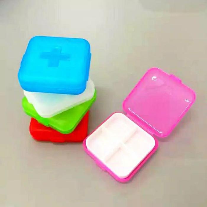 Kotak Obat 4 Sekat Kotak Tempat Perhiasan Wadah Obat Pil Kotak Sparepart - Kotak plastik kecil 4 ska