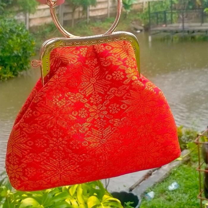 tas etnik songket Palembang