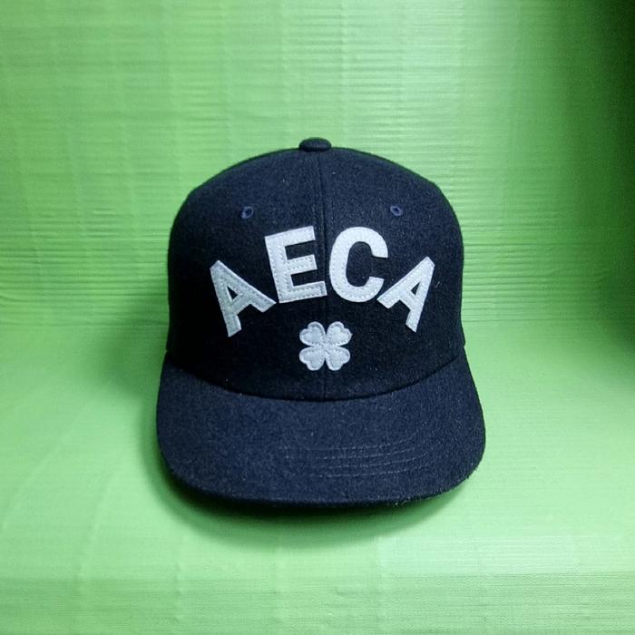 topi aeca white big logo navy