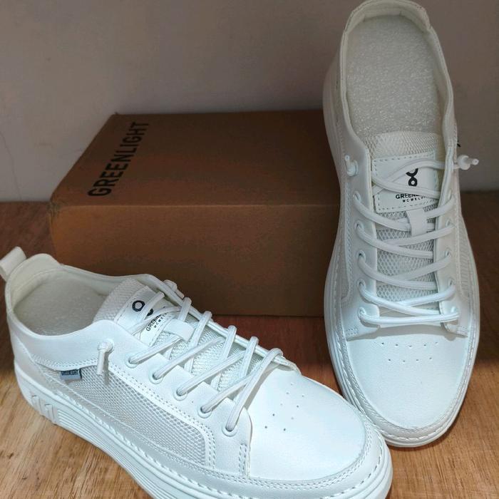 Greenlight Sepatu Sneakers Pria Putih Model Casual Nyaman Dengan Tali Putih Dan Desain Breathable