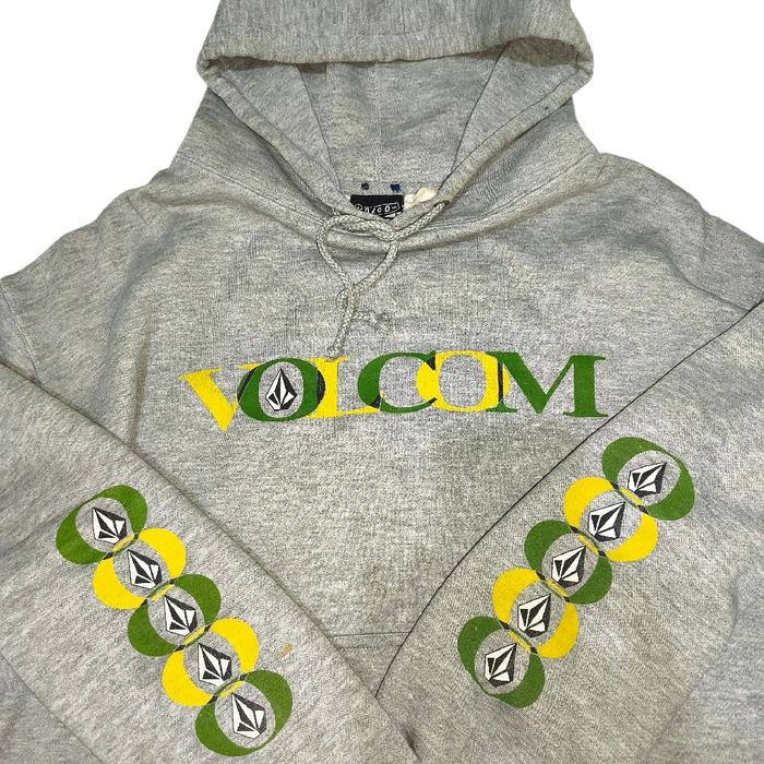hodie vtg 2000's volcom skateboard