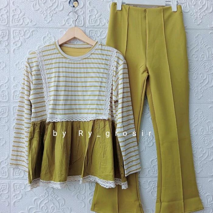 Setelan Wanita  Arita Blus Knit Motif Salur Celana Cutbray Scuba Panjang