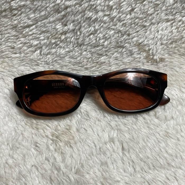 Sunglasses / Kacamata hitam VERSUS Gianni Versace original Made in Italy kaca resep jadi jual frame