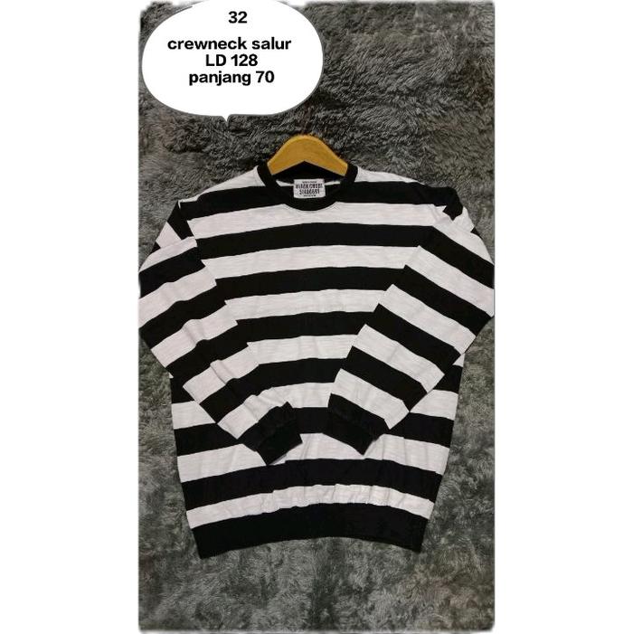 Sweater Crewneck Salur Hitam Putih LD 128 Panjang 70