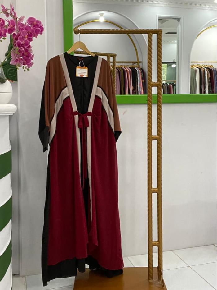 KAFTAN RAYYANA SERIES SILK BY MEGAWARNI