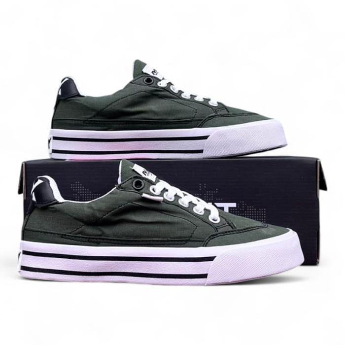 Casual Pria dan Wanita Maxvorent Hijau Army Terlaris untuk Kerja Kasual - Putih, Shoes sneakers saba