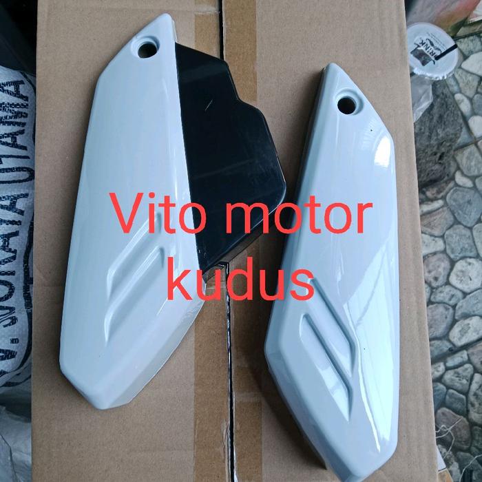 TUTUP AKI BOK AKI FORCE1 F1Z CRYPTON WARNA PUTIH