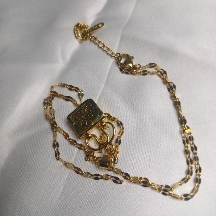 kalung titanium liontin tas wanita