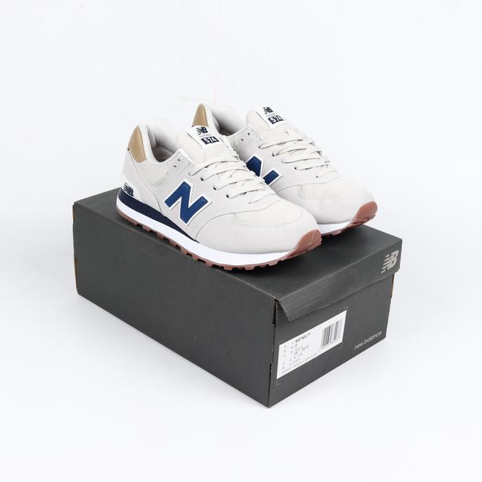 Seapatu New Balance ML574LGI Beige Navy- NB 574