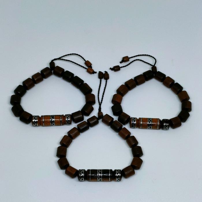 Gelang Cemeti Ali Kayu Ulin Timbul Khas Kalimantan Bracelets