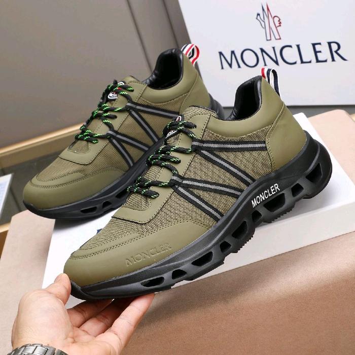 Moncler Sepatu Sneakers Pria Hijau Tua dengan Tali Hijau dan Desain Nyaman untuk Aktivitas Sehari-ha