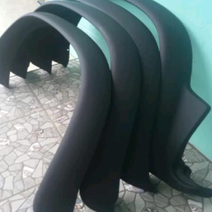 Over Fender Terrano Model Kings Road 98
