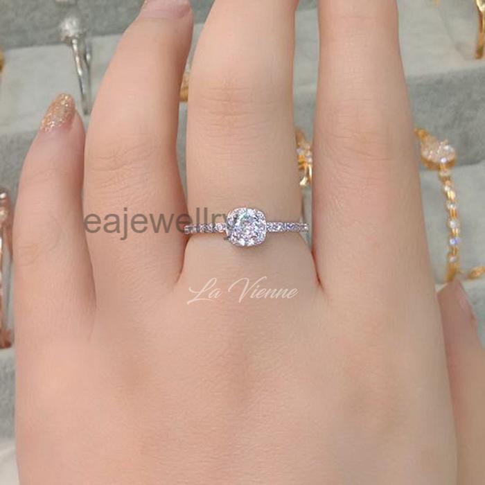 Harini - Cincin Titanium Wanita Anti Karat - Perhiasan Cincin Korean Style Aesthetic Mewah dan Elega