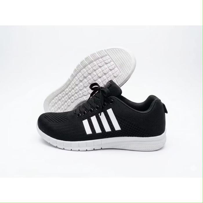 Sepatu Runner Tali Warna Hitam Putih Original