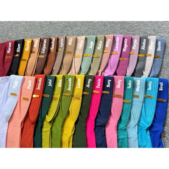 paket satu kodi (20 pcs) hijab bergo hamidah size M label akrilik sudah menutup dada Kerudung Instan