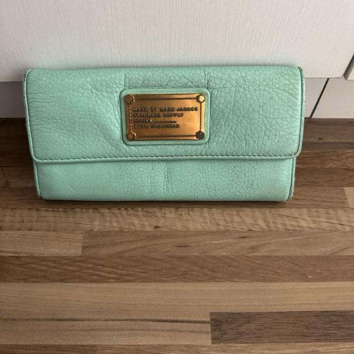 Marc jacobs long wallet. Original 100% mulus Wanita Cewek Kulit