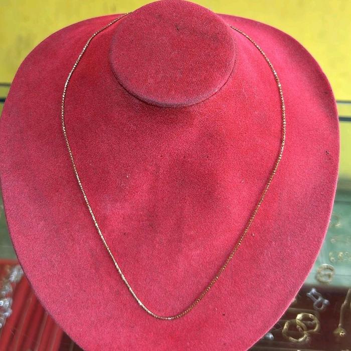 kalung italy emas 22k kadar 700