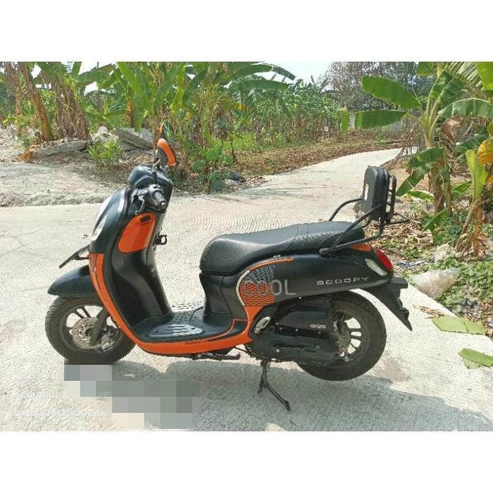 sandaran motor jok belakang scoopy L1