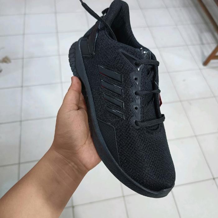 ProAtt Sepatu Sneakers Full Hitam