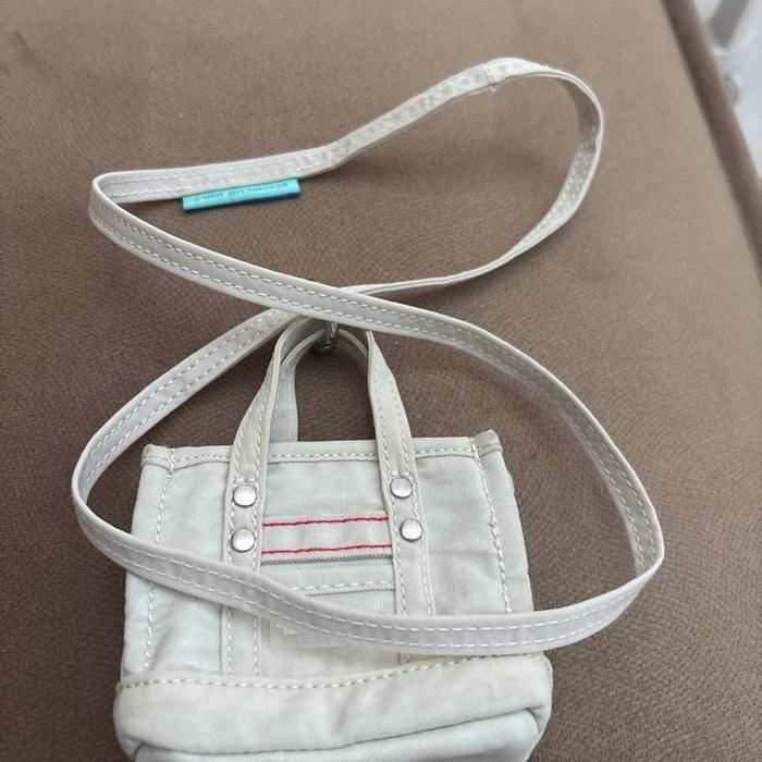 [PRELOVED] Beyond The Vines Crunch Carryall 01