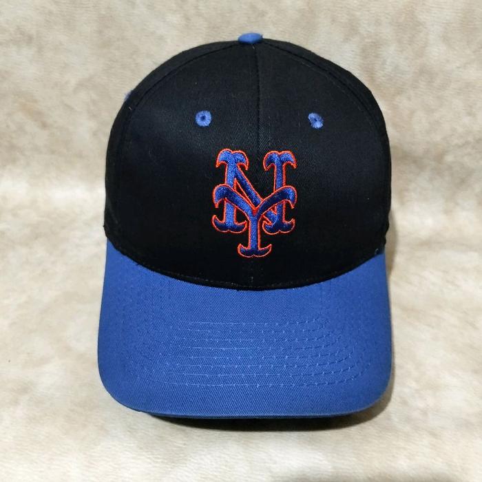 Topi NY Size Free Hitam Biru dengan Logo Merah Biru untuk Pria Wanita