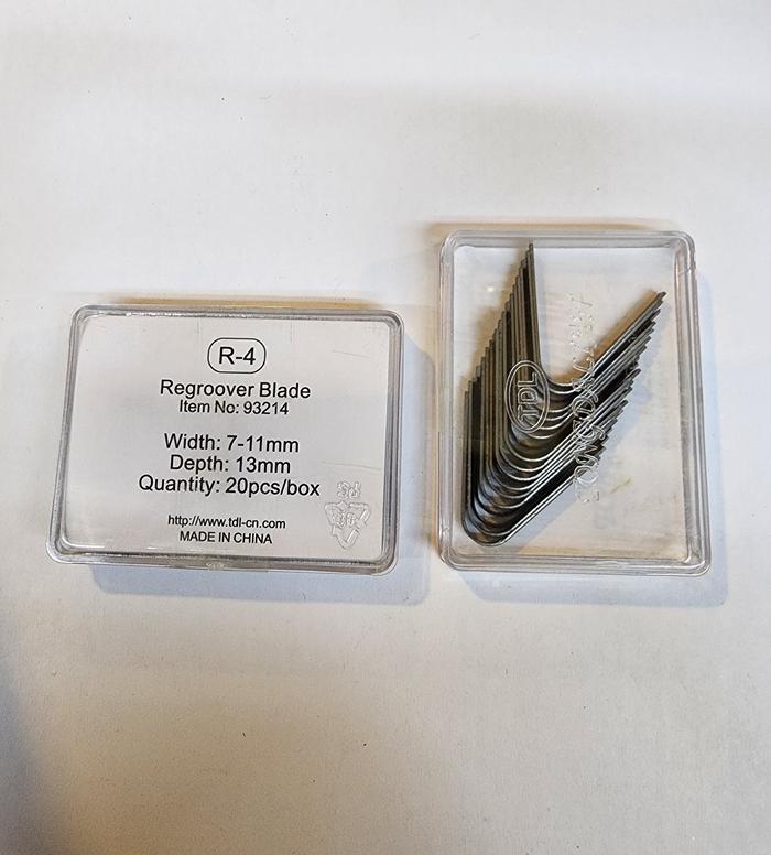 Mata Pisau Ukir Batik Ban type R4 lebar 7-11mm kedalaman 13mm isi 20pcs TDL Regroover Blade R4