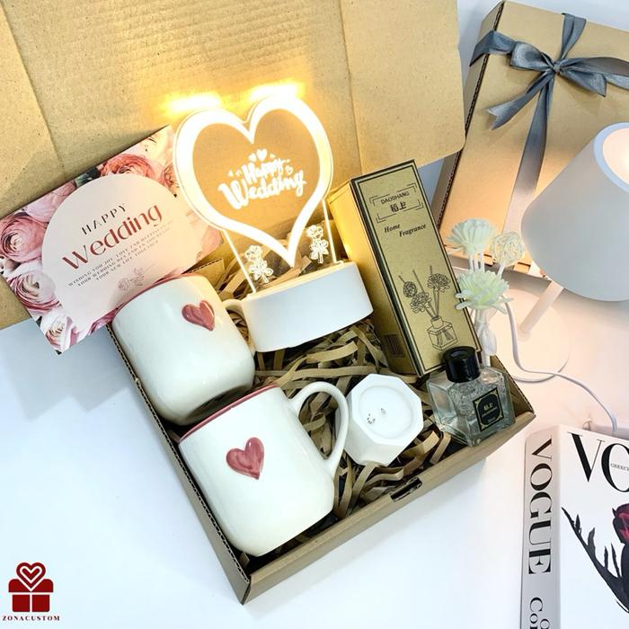 Kado Pernikahan - Mug Couple Love - Reed Diffuser & Scented Candle  Kado Ulang Tahun  Hampers Weddin
