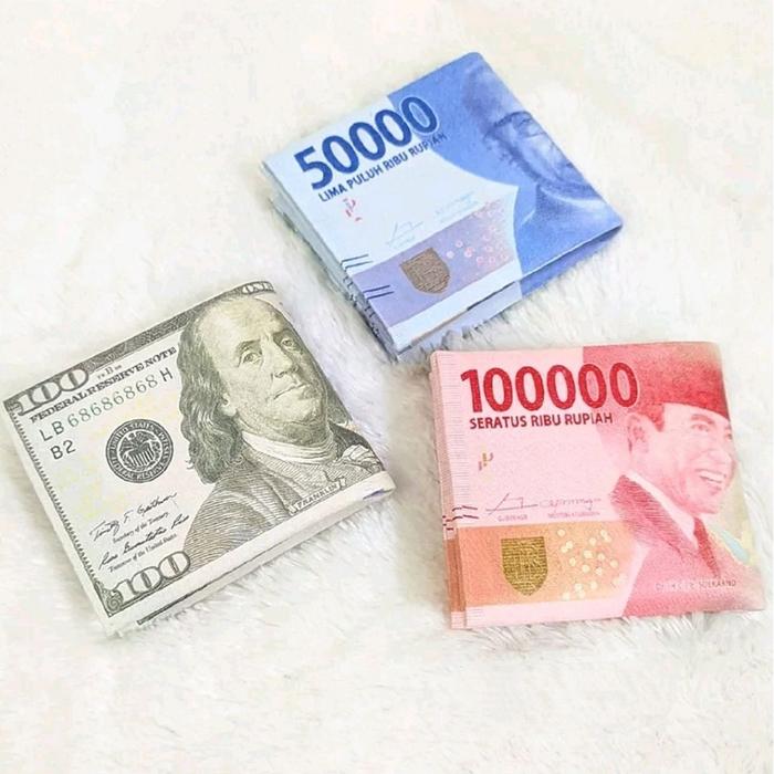 dompet lipat cowok  motif uang dollar