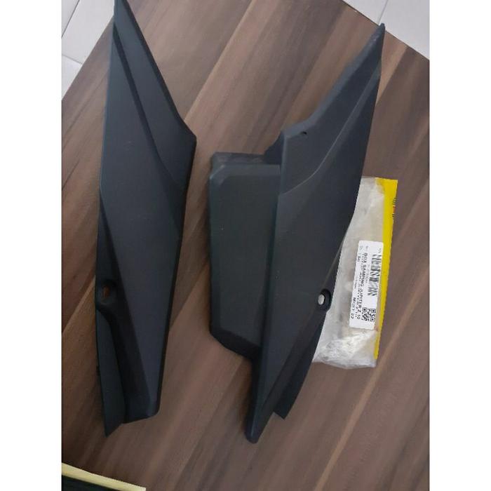 tutup box aki Jupiter z New 2010 Win cover body kecil hitam cover samping aki Jupiter z new 2010